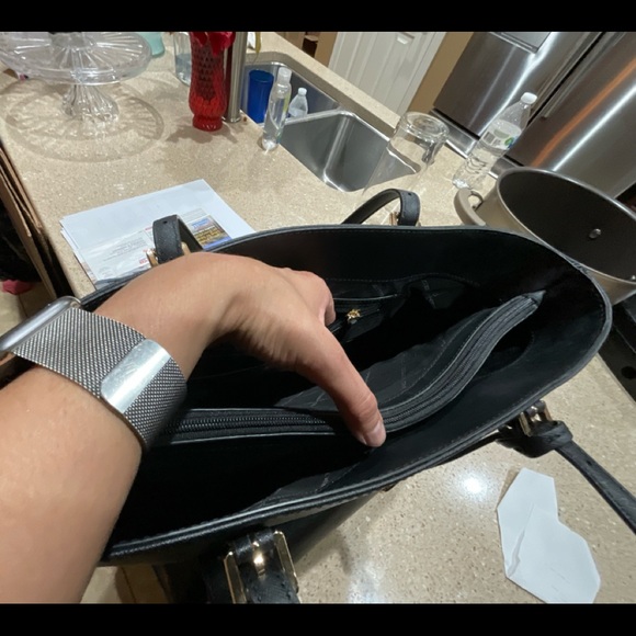 Michael Kors Purse- Authentic - Picture 3 of 4